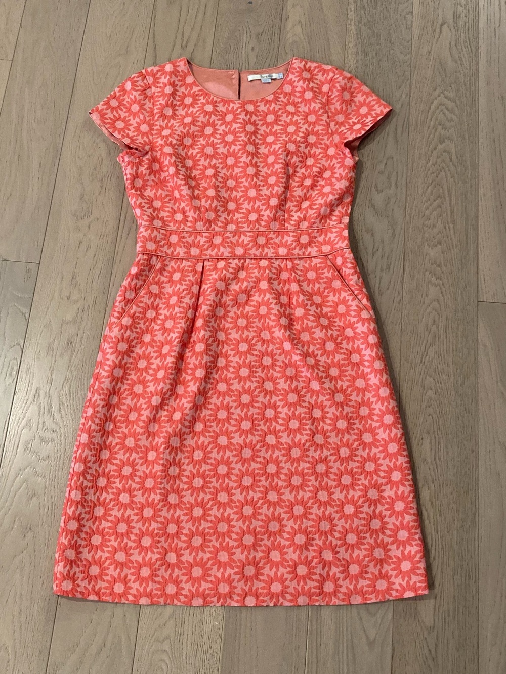 Boden Coral Pink Daisy Jacquard Shift Dress 6 - Picture 3 of 10